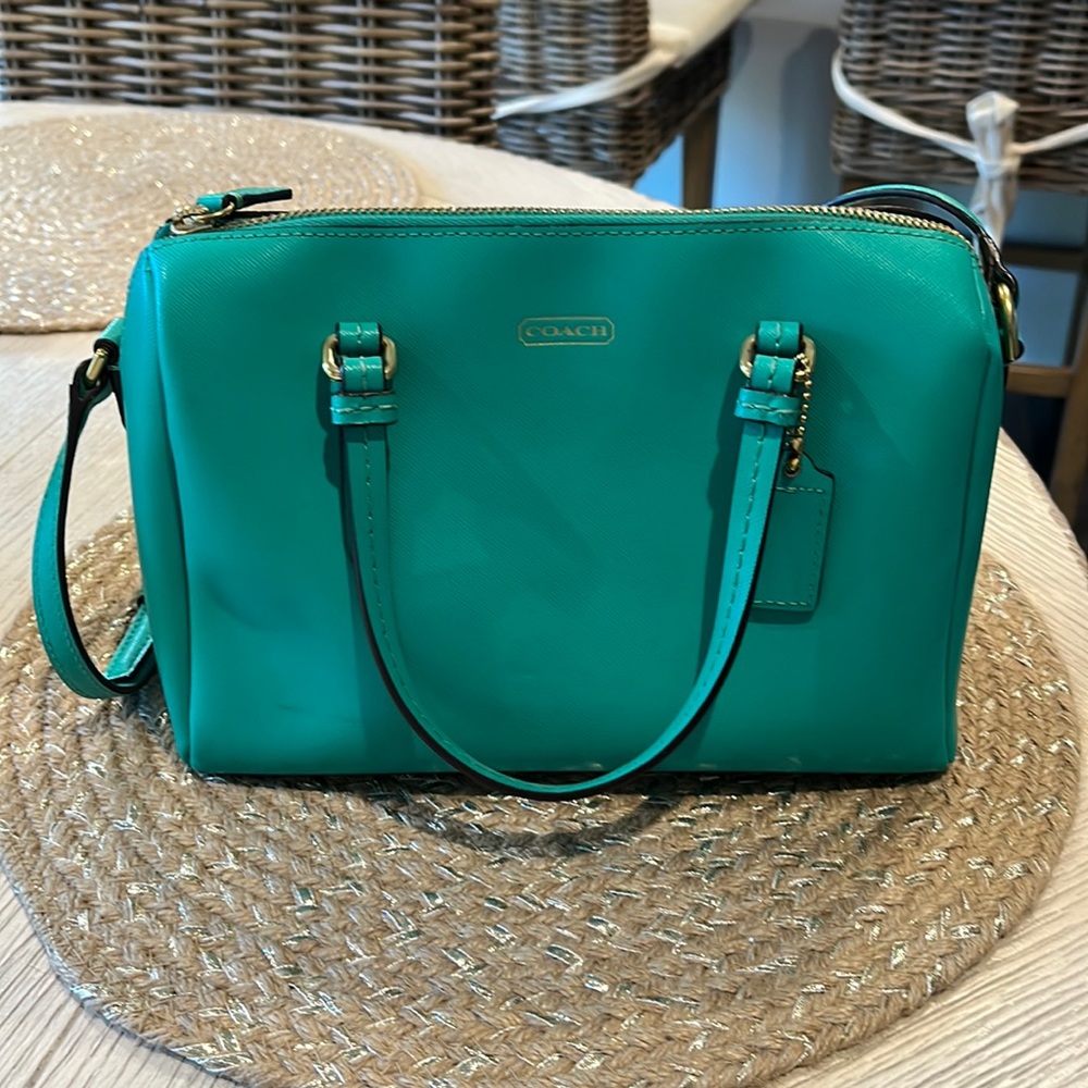 Coach purse, beautiful spring color!